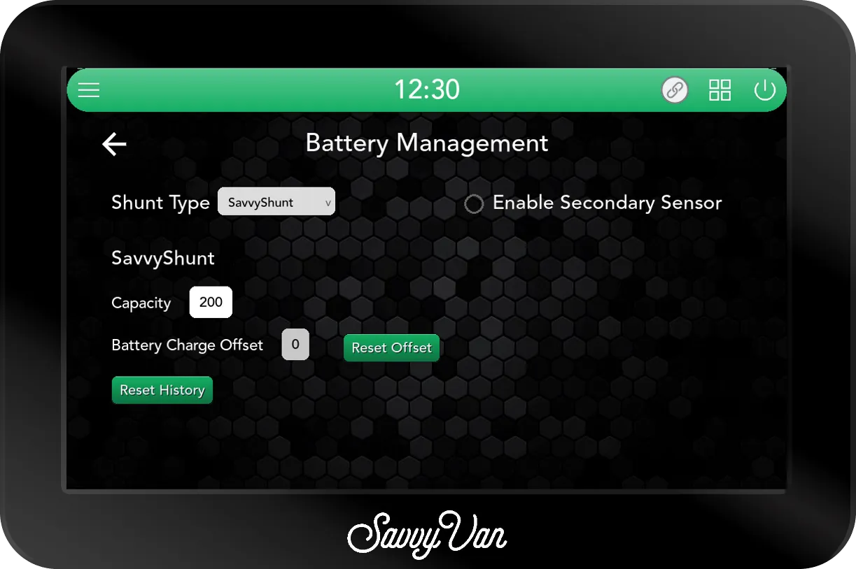 The SavvyVan3 Battery Management screen with Shunt Type set to SavvyShunt, Capacity 200, Battery Charge Offset 0, and Reset Offset and Reset History buttons